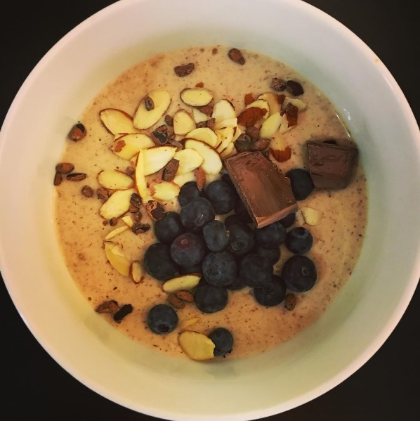 datebananasmoothiebowl