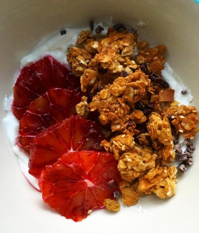 Tahini Granola