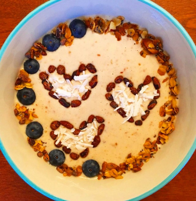 Date Tahini Banana Smoothie Bowl