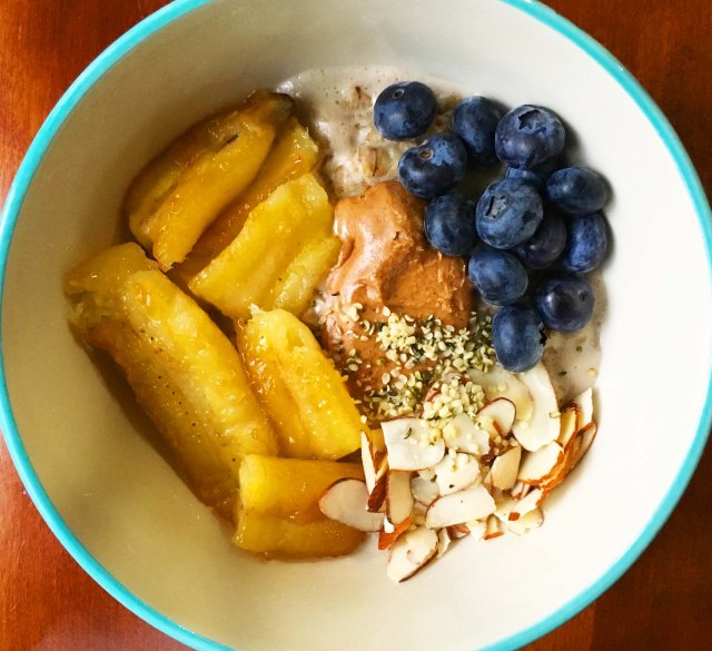 Cinnamon Oatmeal with Maple Fried Bananas